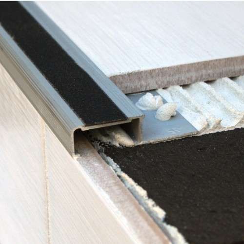 Tile-In with Carbide Insert